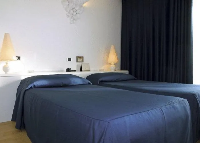 호텔 Luxor 4*