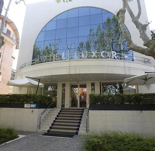 Hotel Luxor